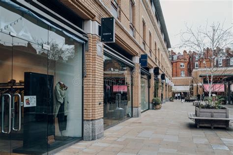 shops near sloane square.